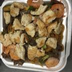 Best Chicken, Steak & Shrimp Noodle (Dinner) in Pearl, MS